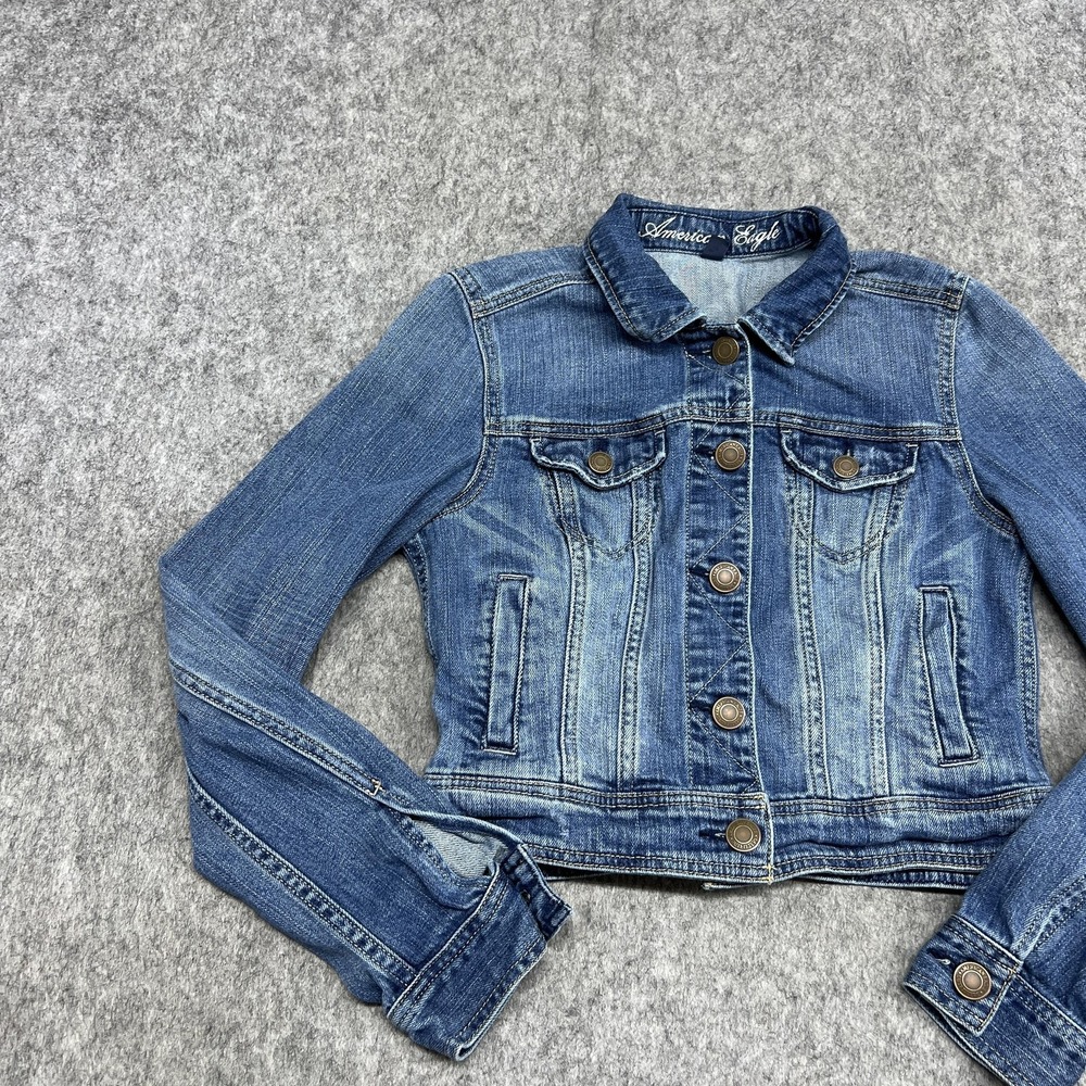 American Eagle Jacket Womens S Blue Denim Cropped Trucker Button Casual Outdoor - Picture 4 of 14